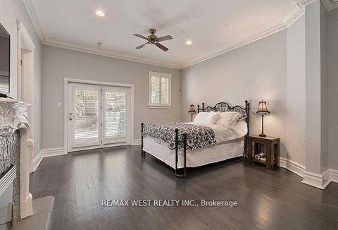 Photo 26 at 5 Humberview Drive, Islington Woods, Vaughan