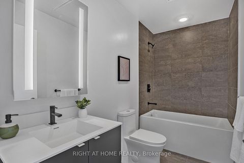 Photo 23 at 209 - 500 Dupont Street, Annex, Toronto