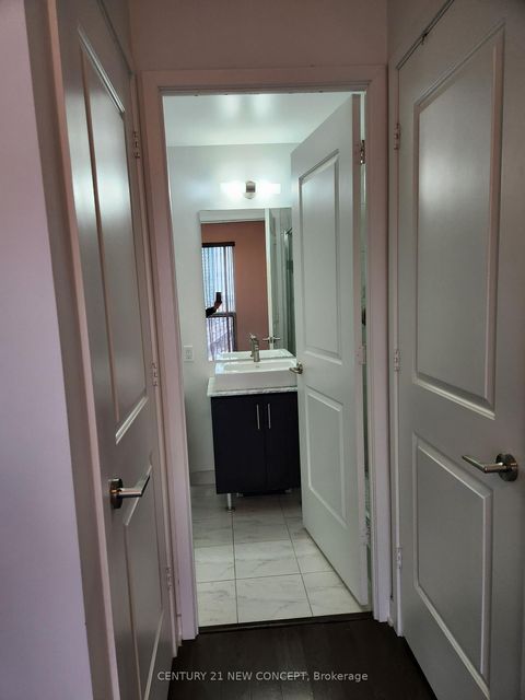 Photo 12 at 1908 - 1 The Esplanade, Waterfront Communities C8, Toronto