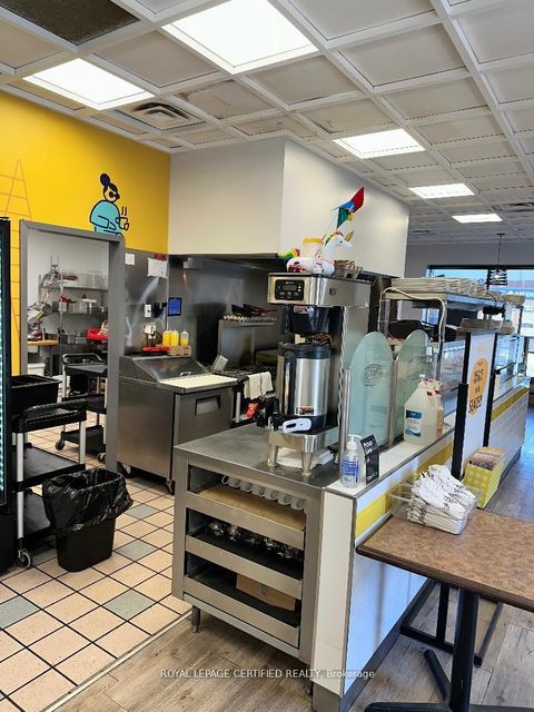 Photo 11 at 1 - 1961 Kennedy Road, Dorset Park, Toronto