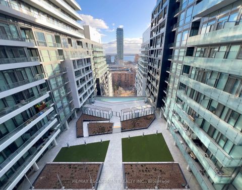 Photo 2 at PH3002 - 70 Princess Street, Waterfront Communities C8, Toronto