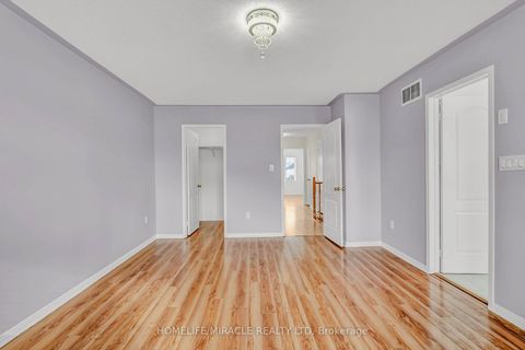 Photo 19 at 17 Pikake Court, Vellore Village, Vaughan