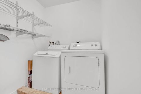 Photo 27 at 17 Pikake Court, Vellore Village, Vaughan