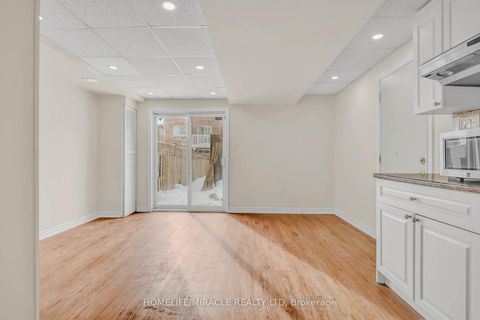 Photo 29 at 17 Pikake Court, Vellore Village, Vaughan