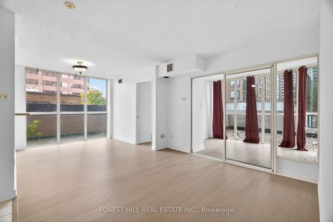 Photo 7 at 210 - 285 Enfield Place, City Centre, Mississauga