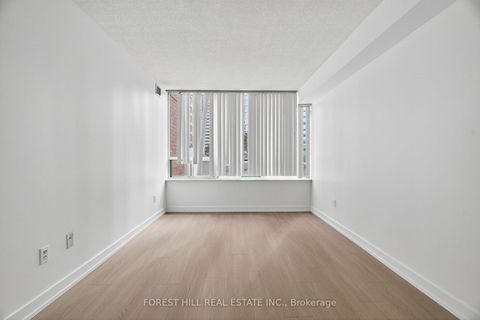 Photo 13 at 210 - 285 Enfield Place, City Centre, Mississauga