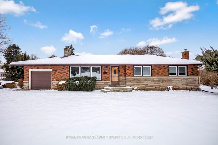 Photo 0 at 626 Iroquois Avenue, Ancaster, Hamilton