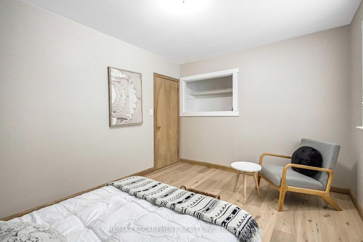 Photo 24 at 626 Iroquois Avenue, Ancaster, Hamilton