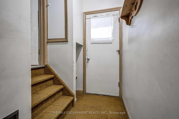 Photo 29 at 626 Iroquois Avenue, Ancaster, Hamilton