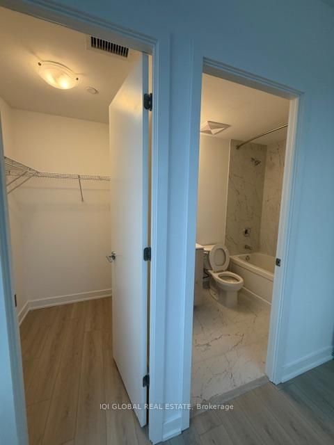 Photo 5 at 404B - 7437 Kingston Road S, Rouge E11, Toronto