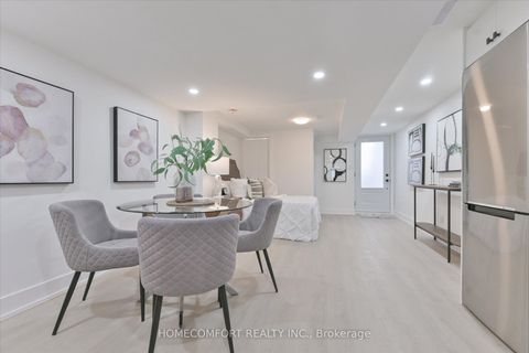 Photo 31 at 192 Waverley Road, The Beaches, Toronto