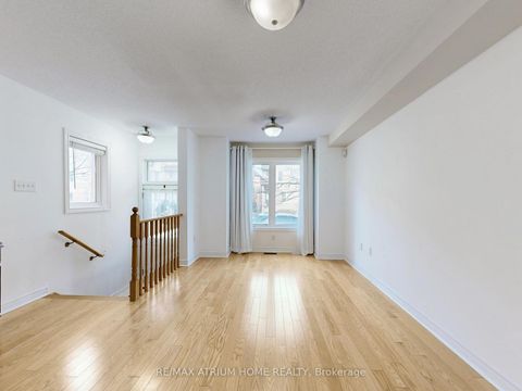 Photo 4 at 17 Kawneer Terrace, Dorset Park, Toronto