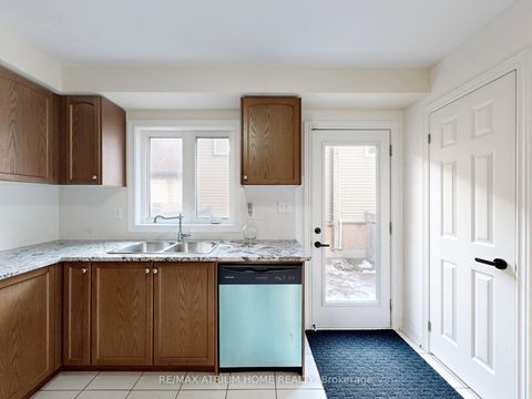 Photo 9 at 17 Kawneer Terrace, Dorset Park, Toronto