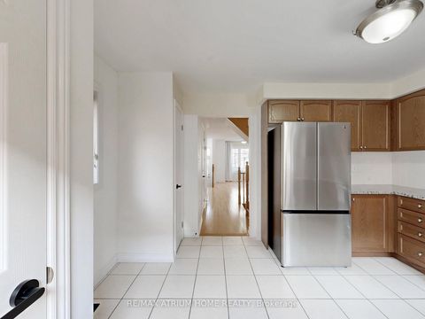 Photo 12 at 17 Kawneer Terrace, Dorset Park, Toronto