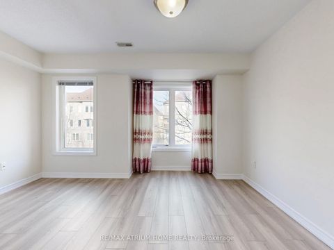 Photo 16 at 17 Kawneer Terrace, Dorset Park, Toronto