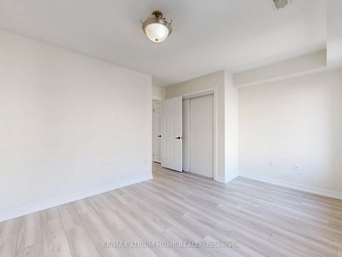 Photo 18 at 17 Kawneer Terrace, Dorset Park, Toronto