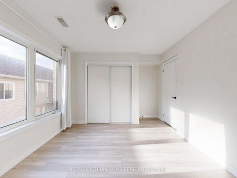 Photo 26 at 17 Kawneer Terrace, Dorset Park, Toronto