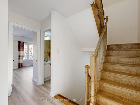 Photo 28 at 17 Kawneer Terrace, Dorset Park, Toronto