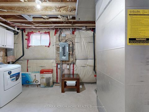 Photo 44 at 17 Kawneer Terrace, Dorset Park, Toronto