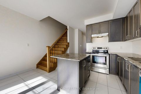 Photo 7 at 553 White's Hill Avenue, Cornell, Markham