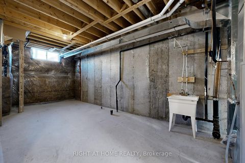 Photo 32 at 553 White's Hill Avenue, Cornell, Markham