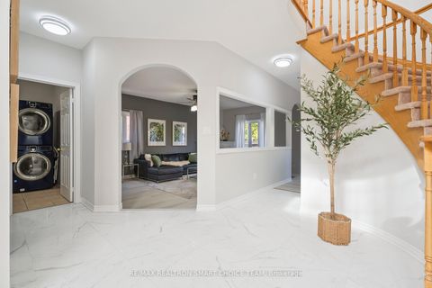 Photo 4 at 117 Miller Drive, Edgehill Drive, Barrie