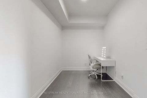 Photo 13 at 1403 - 1080 Bay Street, Bay Street Corridor, Toronto