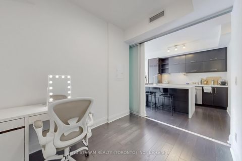 Photo 14 at 1403 - 1080 Bay Street, Bay Street Corridor, Toronto