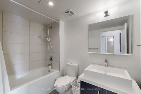 Photo 15 at 1403 - 1080 Bay Street, Bay Street Corridor, Toronto