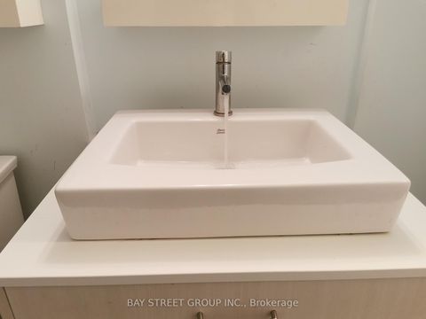 Photo 14 at 419 - 9205 Yonge Street, Langstaff, Richmond Hill