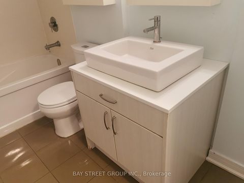 Photo 16 at 419 - 9205 Yonge Street, Langstaff, Richmond Hill