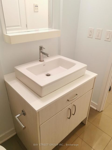 Photo 18 at 419 - 9205 Yonge Street, Langstaff, Richmond Hill