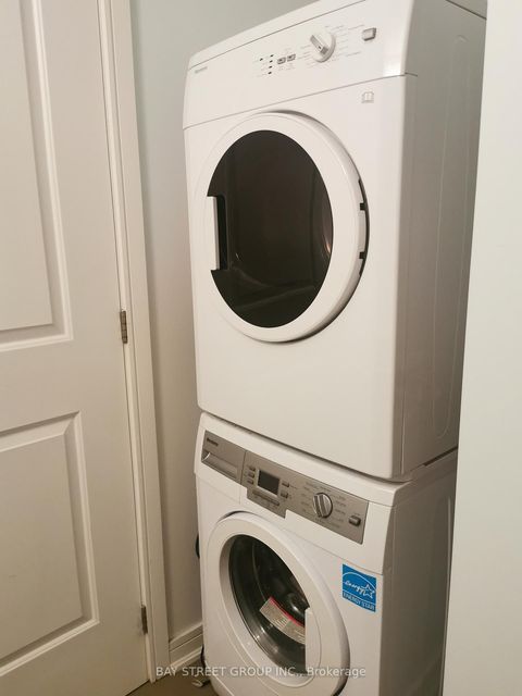 Photo 19 at 419 - 9205 Yonge Street, Langstaff, Richmond Hill