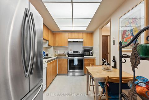 Photo 20 at 1709 - 65 Harbour Square, Waterfront Communities C1, Toronto