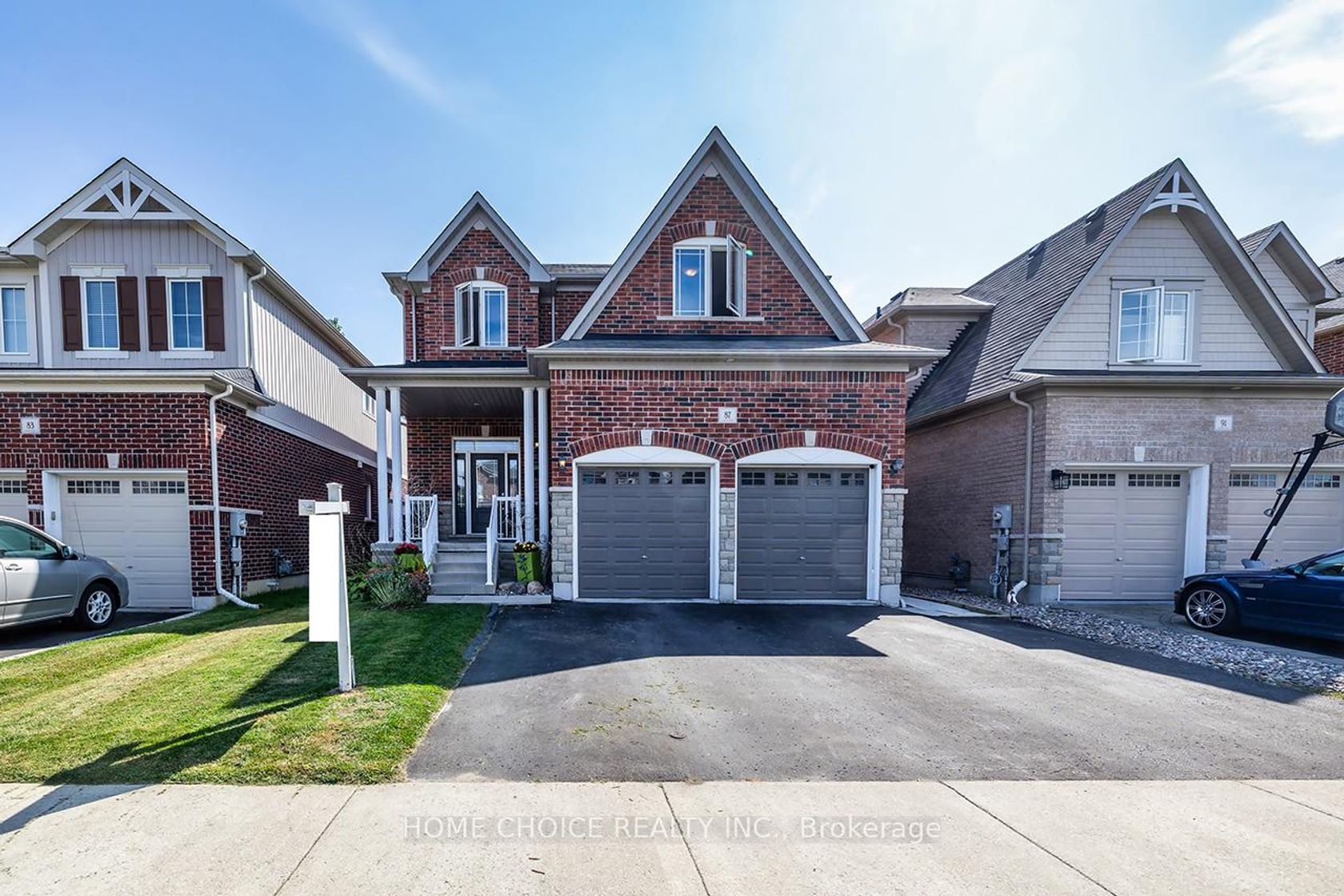 87 Elmer Adams Drive, Courtice, Clarington 
