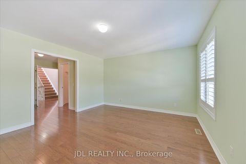 Photo 14 at I - 3036 Bayview Avenue, Willowdale East, Toronto