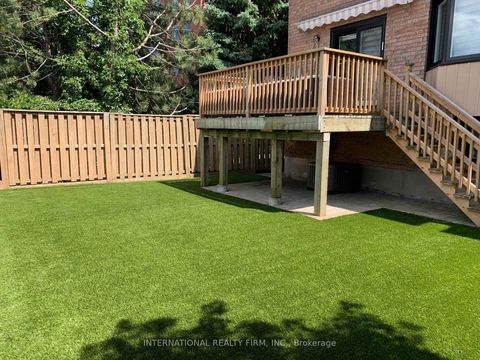 Photo 2 at 20 Blairville Road, Bathurst Manor, Toronto