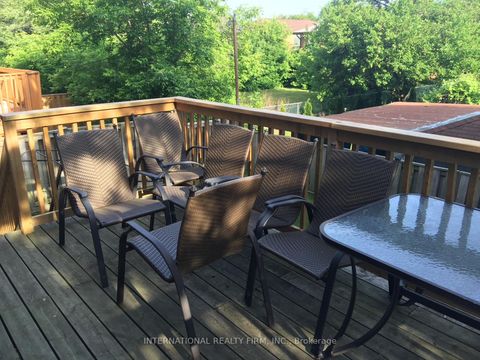 Photo 5 at 20 Blairville Road, Bathurst Manor, Toronto