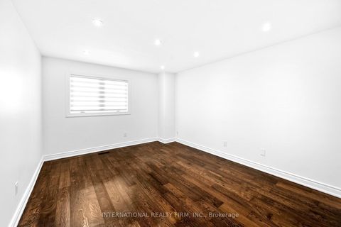 Photo 25 at 20 Blairville Road, Bathurst Manor, Toronto