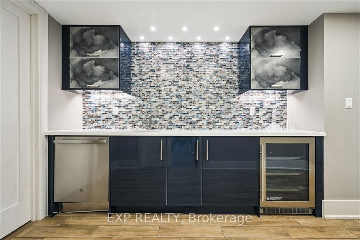 Photo 38 at 528 Wellington Crescent, WO West, Oakville