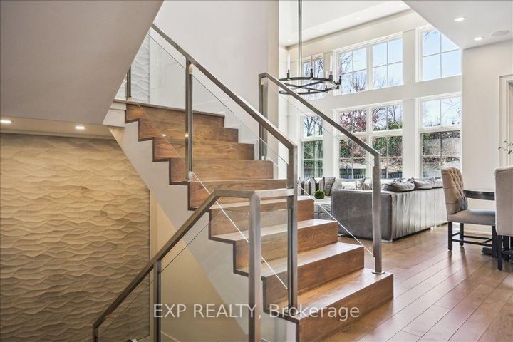 Photo 48 at 528 Wellington Crescent, WO West, Oakville