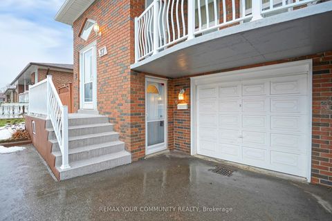 Photo 2 at 37 Marilyn Place, West Woodbridge, Vaughan
