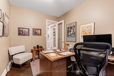 Photo 17 at 221 Pleasant Avenue, Newtonbrook West, Toronto