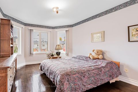 Photo 27 at 221 Pleasant Avenue, Newtonbrook West, Toronto