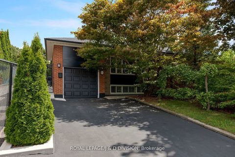 Photo 0 at 27 Paramount Court, Amesbury, Toronto