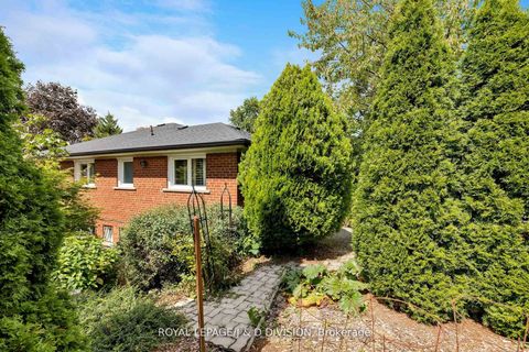 Photo 46 at 27 Paramount Court, Amesbury, Toronto