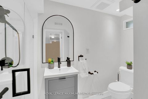 Photo 26 at 572 Northcliffe Boulevard, Oakwood Village, Toronto