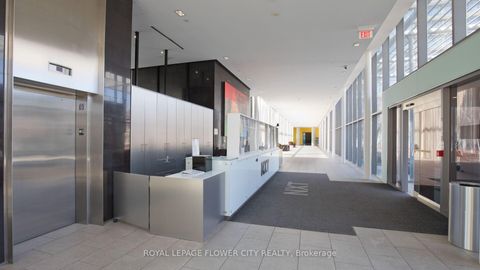 Photo 10 at 415 - 105 The Queensway Avenue, Swansea, Toronto