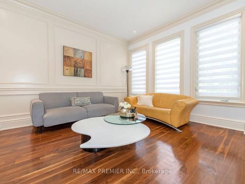 Photo 10 at 35 Yorkdale Crescent, Pelmo Park W5, Toronto