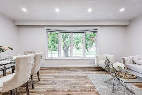 Photo 6 at 51 Aurora Heights Drive, Aurora Heights, Aurora